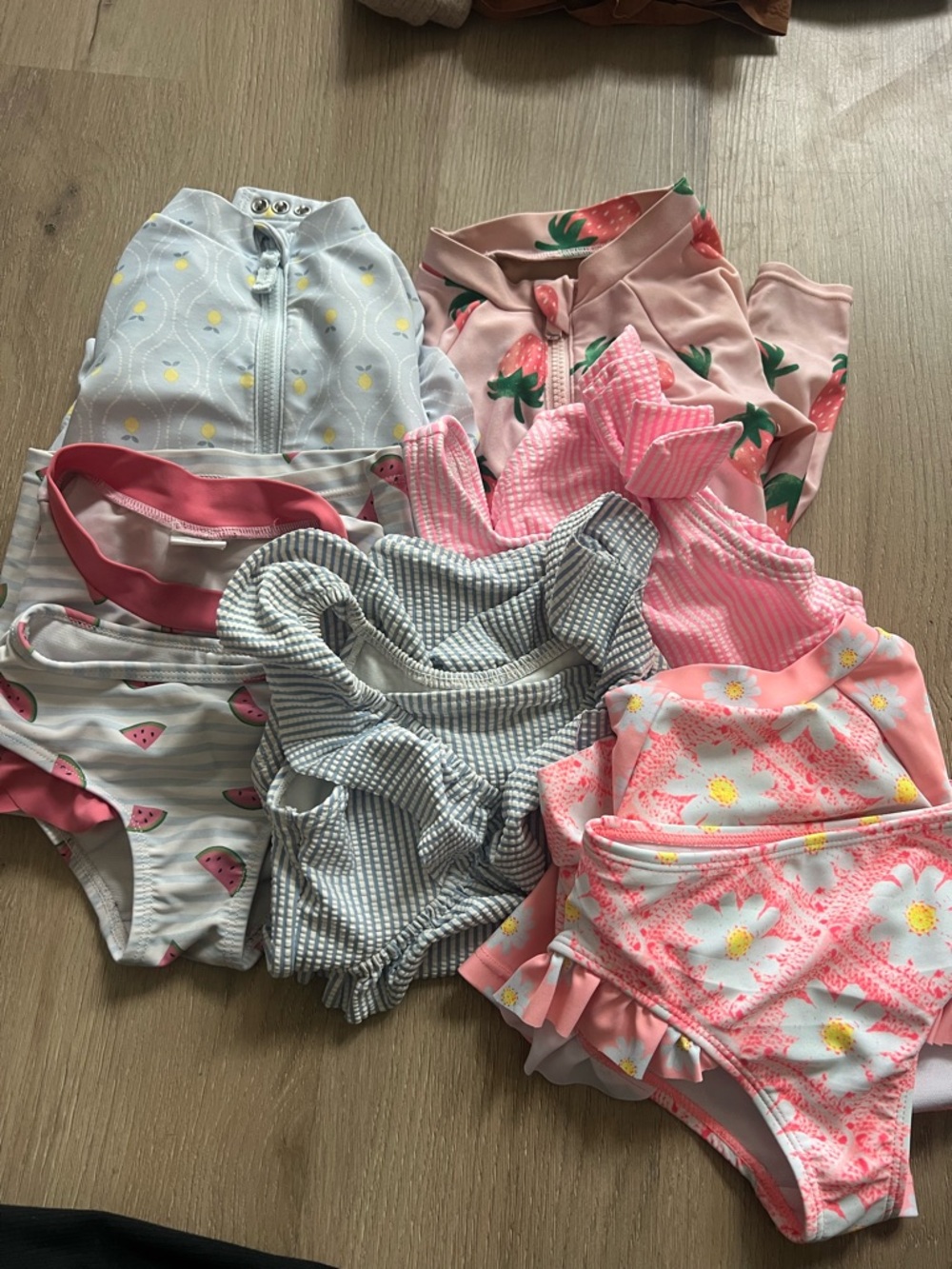 Girls 2T Swim Lot
